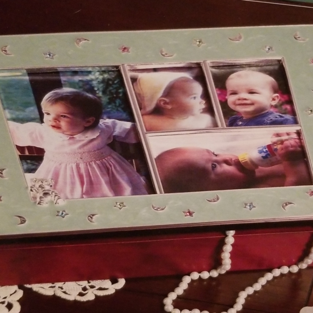 NWOT Keepsake Photo Storage Box - Picture 3 of 5